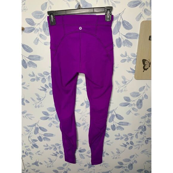 Lululemon Purple Mesh Cut Out Legging Size 4 - Picture 7 of 8